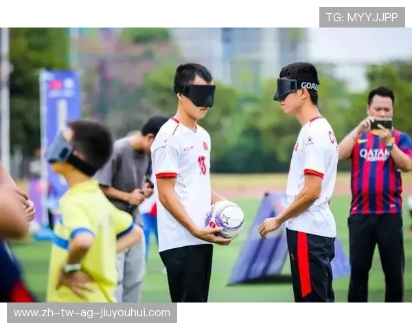 春节期间一起踢足球的超实用安全欢乐全方位家庭攻略指南全集锦版